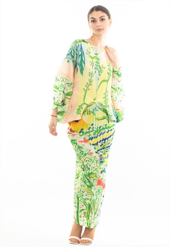 Leaves and Floral Scarf Pirnt Pleated Dress in Kimono sleeves